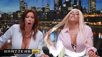 Haber Kancaları: Alexis Fawx, Luna Star Ve Johnny Sins’in Yatakta Patlatan Sıcak Sahneleri