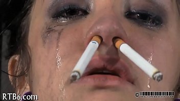 Acımasız Ve Zevk Dolu Sado-mazo Porno