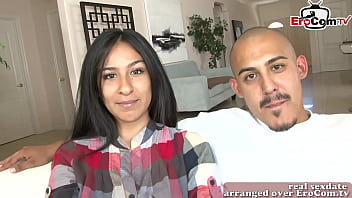 Arap Amatör Çiftin İncecik Genç Kızla İlk Porno Deneyimi
