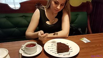 Halkın İçinde Titreşimli Oyuncakla Azgın Letty Black
